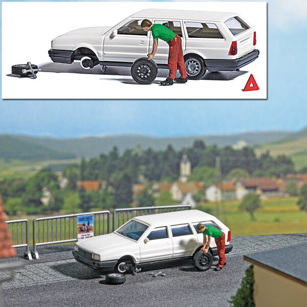Busch H0 7827 Action Set: Reifenpanne mit Figur & PKW Szenenset Diorama 1:87
