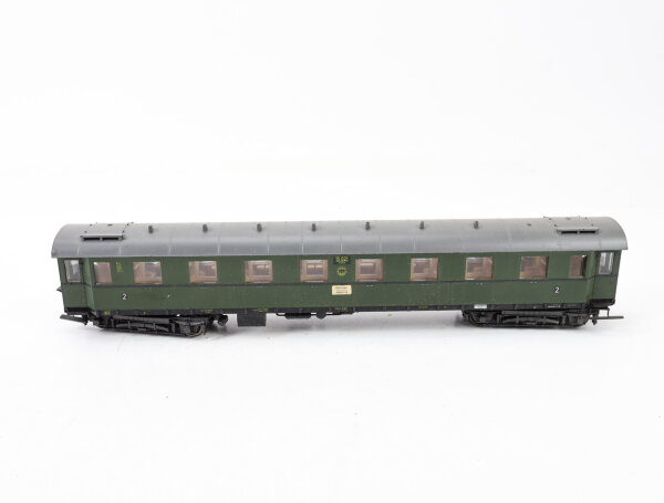 Liliput H0 844 02 Personenwagen Eilzugwagen 2. Kl. 15 021 B4ü DR / NEM