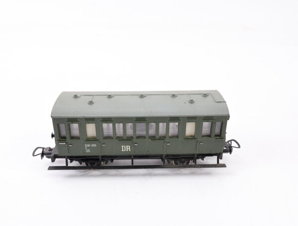 Piko H0 Personenwagen Abteilwagen mit Bremserhaus 530-303 B DR grün