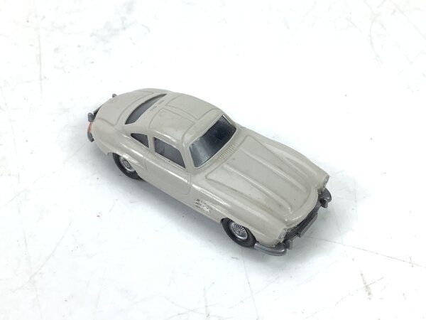 Wiking H0 387/2F Modellauto PKW Mercedes 300 SL Coupé braunweiß 1:87
