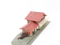 Kibri N B-509 Gebäude Bahnhofsgebäude Bahnhof "Schönried" gebaut