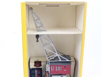 Märklin H0 7051 elektrischer Kran Drehkran mit Hebemagnet u. Stellpult