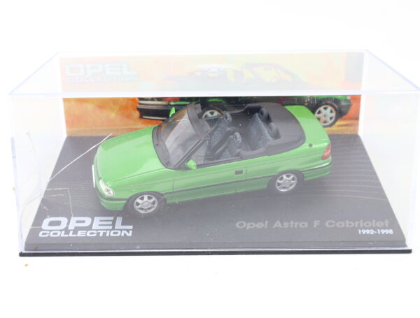 Opel Collection Modellauto Opel Astra F Cabriolet 1992-1998 / 1:43