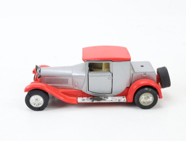 Y-24 Modellauto PKW Oldtimer  Bugatti Type 44 SS-301 Made in China