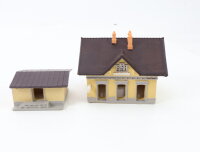 De Agostini N 011 Gebäude Bahnhof mit Güterschuppen / Resin