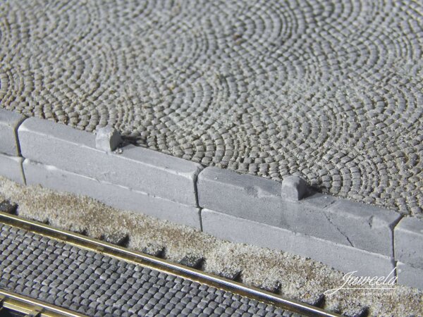 Juweela H0 28311 Bahnsteig Ladestraßenkante (30 Stück) 1:87