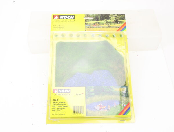 Noch 07442 Natur+ “Badesee” mit Wiese und Grasbüschel 22 x 20 cm