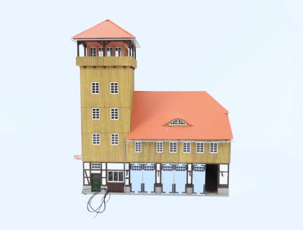 Busch H0 1450 Gebäude Requisitenhaus Feuerwache Schwenningen gebaut / Licht
