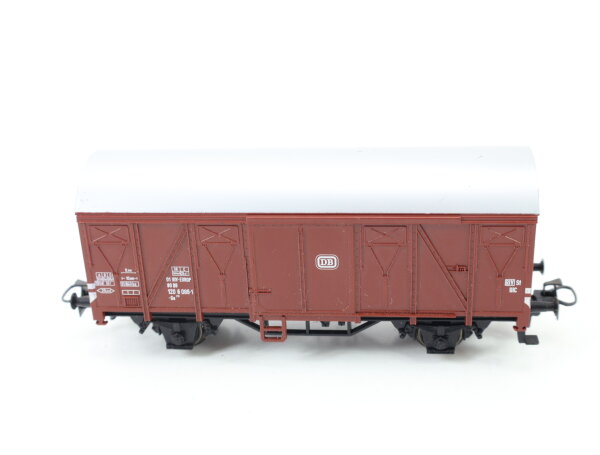 Märklin H0 4410 gedeckter Güterwagen 120 6 086-1 GS210 braun DB 1:87