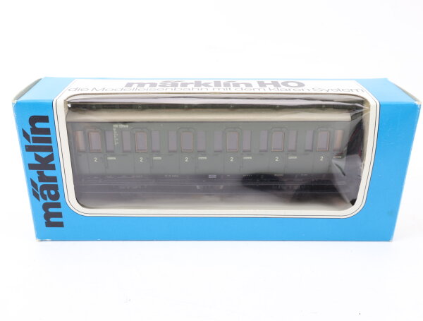 Märklin H0 4201 Personenwagen Abteilwagen mit Bremserhaus 058 130 Hmb grün NEM