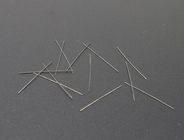 E1641 Fleischmann H0 09/0456-0401 Ersatzteil Drahtrichtfeder L=19,2 mm 12 Stck