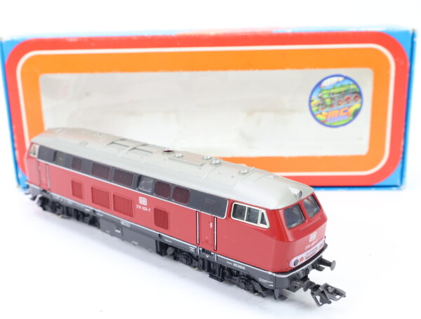 Märklin H0 3075 Diesellok rot-grau BR 216 025-7 DB / Digital