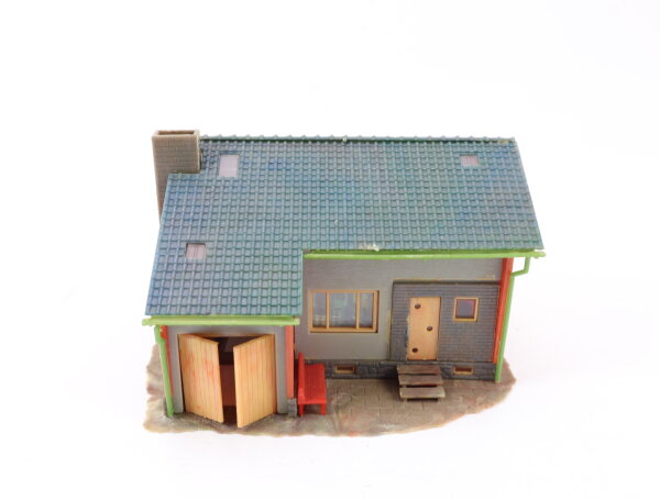 Faller H0 B-208 Gebäude Haus Wohnhaus Einfamilienhaus Variante 1 mit Laden