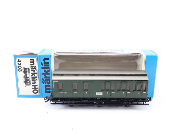 Märklin H0 4203 Personenwagen Abteilwagen 99 397 Hmb B3tr grün /  NEM