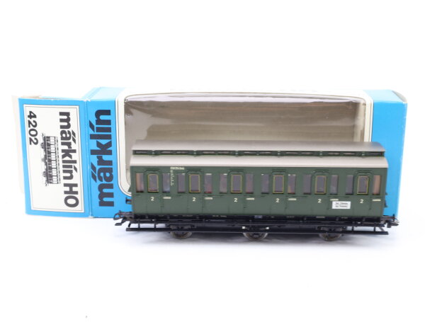 Märklin H0 4202 Personenwagen Abteilwagen 058 094 Hmb grün / NEM