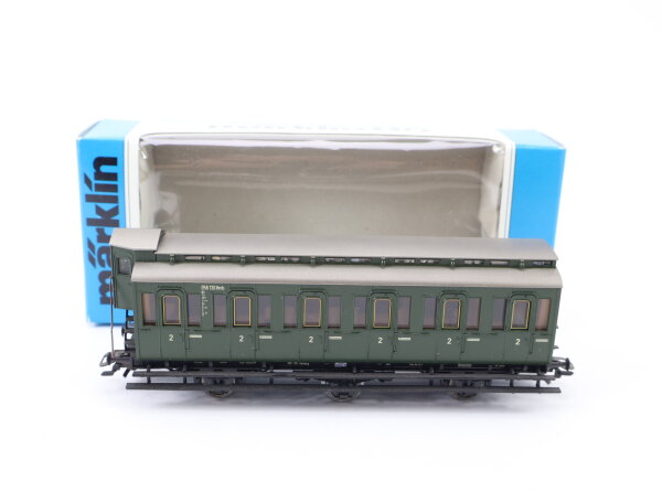 Märklin H0 4201 Personenwagen Abteilwagen mit Bremserhaus 058 130 Hmb grün / NEM