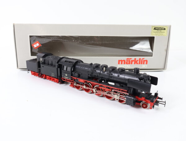 Märklin H0 3684 Dampflok mit Kabinentender BR 050 082-7 DB / Digital Rauch