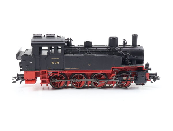 Märklin H0 34132 Dampflok Tenderlok BR 92 705 DR / Delta Digital NEM