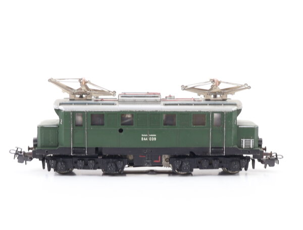 Märklin H0 3011 Elektrolok E-Lok grün BR E44 039 DB / Digital Guss