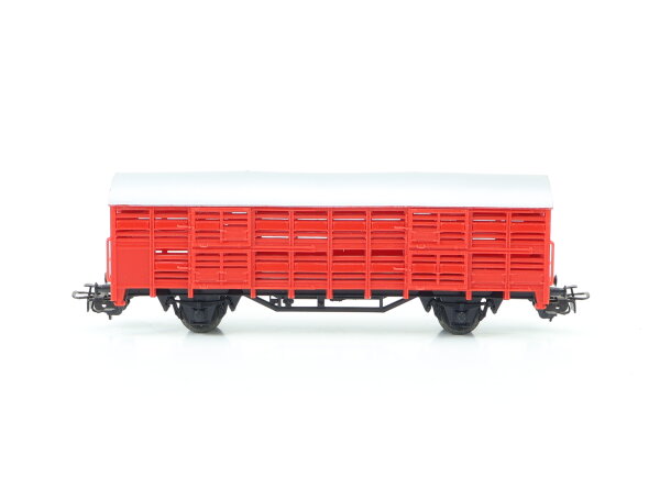 Märklin Primex H0 4589 gedeckter Güterwagen Verschlagwagen Viehwagen rot