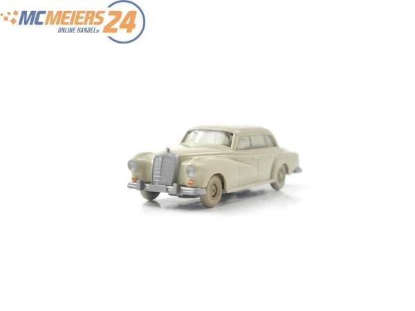 Wiking H0 371/1B Modellauto Mercedes 300 hellgelbgrau~ 1:87 E73