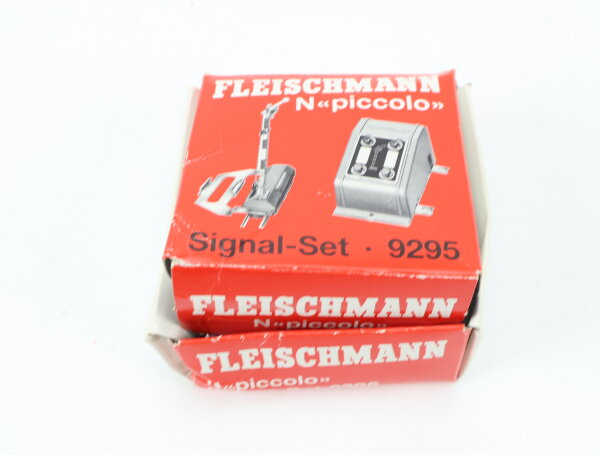 Fleischmann N 9295 Signal-Set 3-tlg. Form-Hauptsignal Flügelsignal mit Stellpult