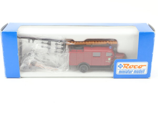 Roco H0 1681 Modellauto LKW Mercedes Feuerwehr LF 8 OVP