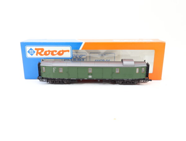 Roco H0 44449 Personenwagen Hechtwagen Packwagen 105 105 DB / NEM Licht OVP